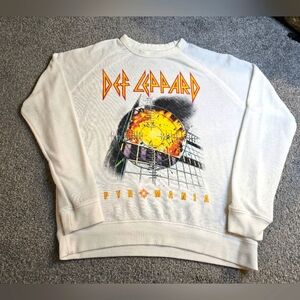 Def Leopard Pyromania Album 2017 Tour Merch Crewneck Graphic Unisex Medium